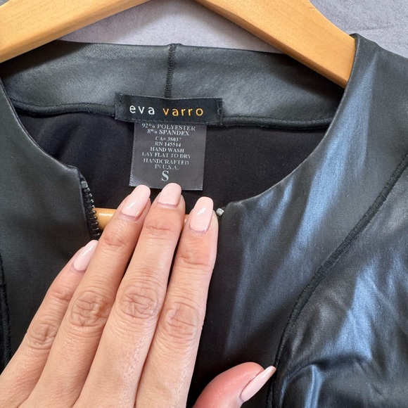 Black leather looking bomber jacket - Picture 6 of 7